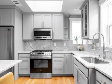 49 Hamilton St unit 3, Boston, MA 02125 - photo 3