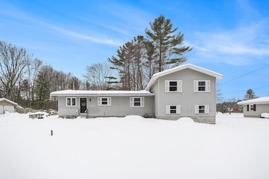 18689 W Spring Lake Rd, Spring Lake, MI 49456 - photo 3