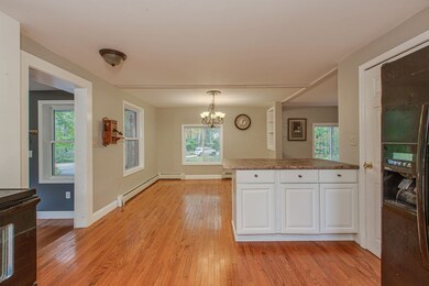 654 Sixth Range Rd, Pembroke, NH 03275 - photo 6