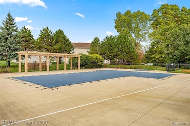 8165 Sequoia Ln unit 92, White Lake, MI 48386 - photo 3