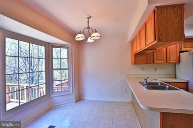 641 Budleigh Cir, Lutherville Timonium, MD 21093 - photo 3