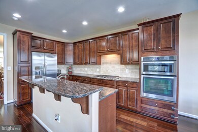 25045 Prairie Fire Square, Aldie, VA 20105 - photo 2