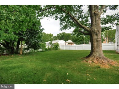 1139 Villanova Ave, Swarthmore, PA 19081 - photo 5