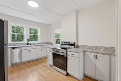 1155 Washington Ave unit 1, Portland, ME 04103 - photo 5