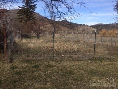 59310 Hansen Ln, Mount Vernon, OR 97865 - photo 5