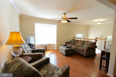 2008 Pieris Ct, Vienna, VA 22182 - photo 5