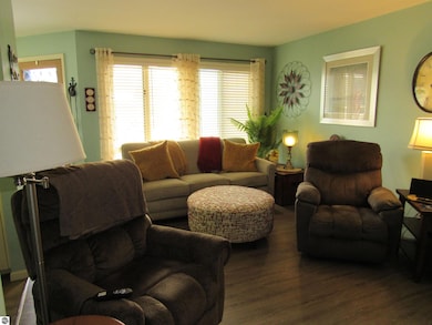 403 W Lake St unit 50, Tawas City, MI 48763 - photo 5