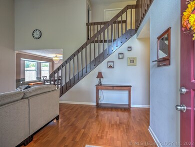 2504 S Oak Place, Broken Arrow, OK 74012 - photo 3