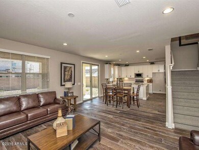 006_Bright Open Floorplan