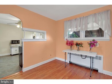 3206 Mckently St, Reading, PA 19605 - photo 5