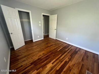 705 Runyon Rd, Washington, NC 27889 - photo 4