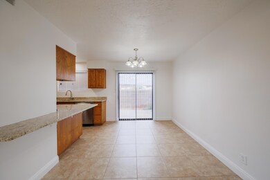 R6KL5892-HDR