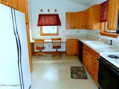 127 Hemlock Way, Canadensis, PA 18325 - photo 7