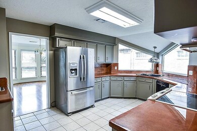 7415 Bull Creek Rd, Houston, TX 77095 - photo 3