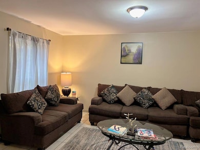 26387 Alden St, Madison Heights, MI 48071 - photo 6