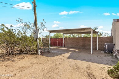 725 W Lost Dutchman-3