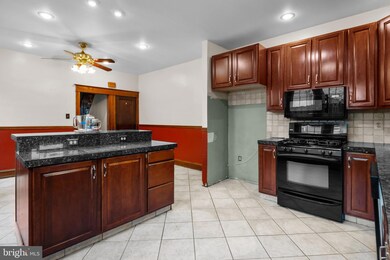 4537 Edgemont St, Philadelphia, PA 19137 - photo 7