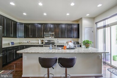 25315 Wakestone Park Terrace, Chantilly, VA 20152 - photo 7