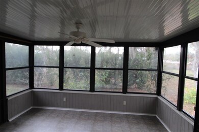 21 Russell Dr, Crawfordville, FL 32327 - photo 7