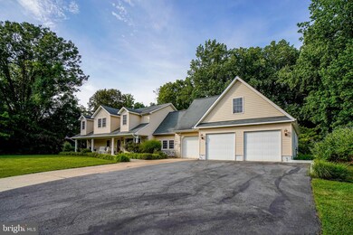 16320 Abbey Dr, Bowie, MD 20715 - photo 2