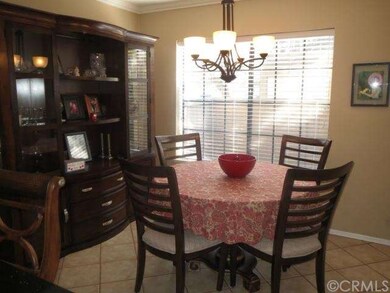 Elegant Dining Room overlooks the Garden with Cera