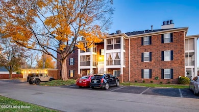 309_DonardParkAve3_40218_166