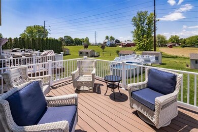 4252 Roosevelt St, Whitehall, PA 18052 - photo 2