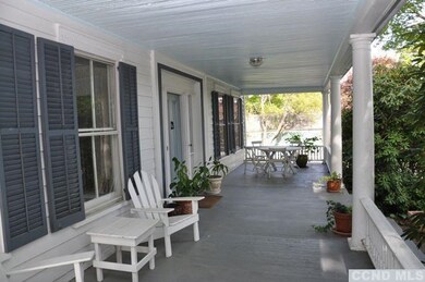 71 Starbarrack Rd, Red Hook, NY 12571 - photo 4