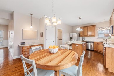 Lots of cabinet space w/42