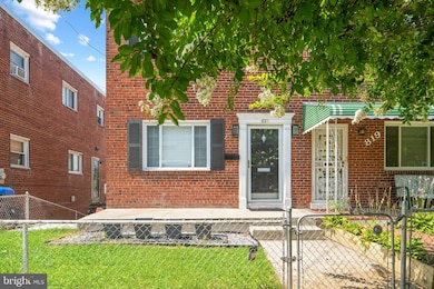 821 Oglethorpe St NE, Washington, DC 20011 - photo 4
