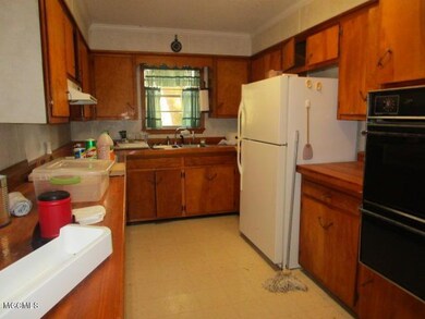 211 Peewee Miller Rd, Lucedale, MS 39452 - photo 3