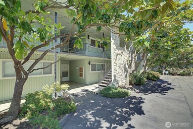 1020 5th Ave S unit 13, Edmonds, WA 98020 - photo 2