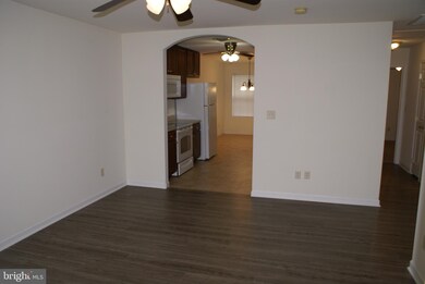 2805 Roosevelt Dr, Chambersburg, PA 17201 - photo 2