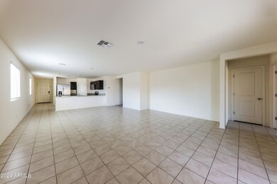 003-photo-living-room-13961767