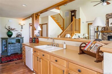 61 Creekside Way unit G-301, Price Creek, NC 28714 - photo 6