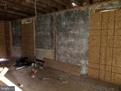 4602 Pall Mall Rd, Baltimore, MD 21215 - photo 3