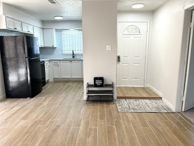 15412 Chipman Ln unit 5412, Houston, TX 77060 - photo 3