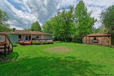 29 Jefferson Ave, Rensselaer, NY 12144 - photo 2