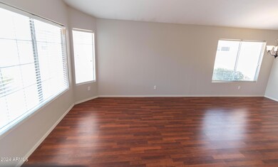 449 N Windsor (10)-min