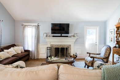1115LazyLane-8