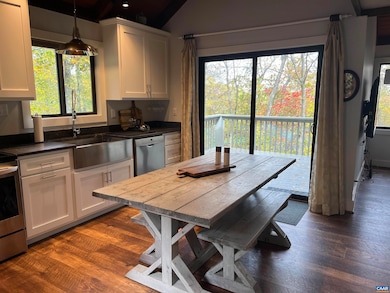 18 Squirrel Tree Ln, Roseland, VA 22967 - photo 6