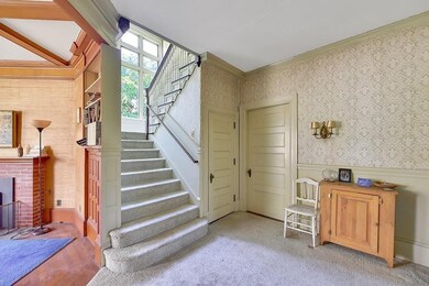 73 Crescent St, Greenfield, MA 01301 - photo 5