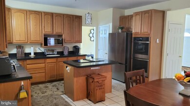 2106 Ardleigh Ct, Bowie, MD 20716 - photo 6