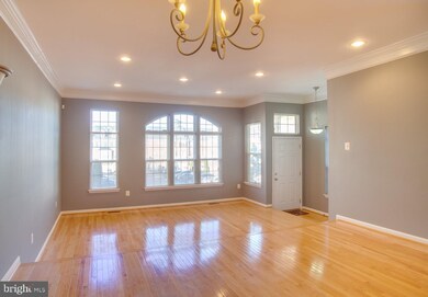 9724 Corbett Cir, Manassas Park, VA 20111 - photo 5