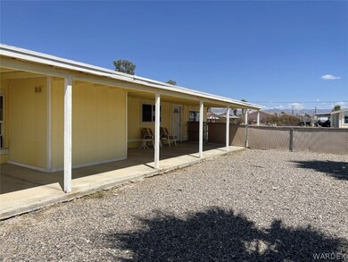 SIDE YARD