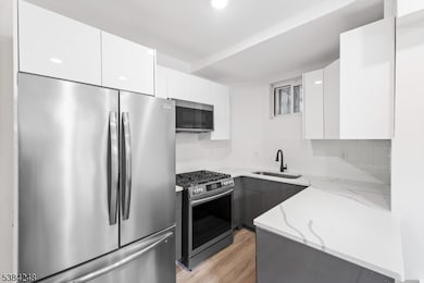 407 Park Ave, Weehawken, NJ 07086 - photo 4