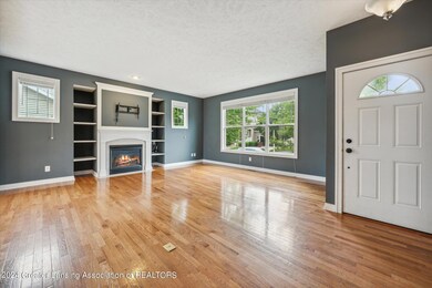 07-3834-Caracara-Ln-East-Lansing-MI-4882