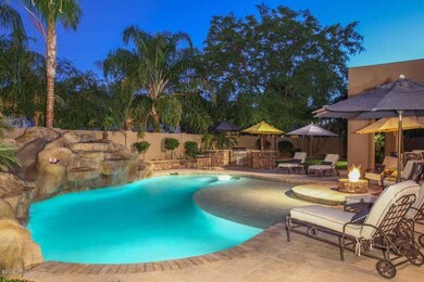 Night-Pool2