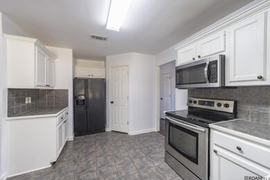 35576 Melrose Ave, Denham Springs, LA 70706 - photo 6