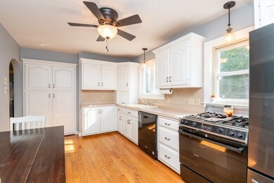 11 Montello St, Middleboro, MA 02346 - photo 4